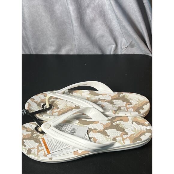 Crocs Crocband Camo Flip Flops 205943-94S White/Brown NWT SZ M9/W11 - Picture 4 of 6